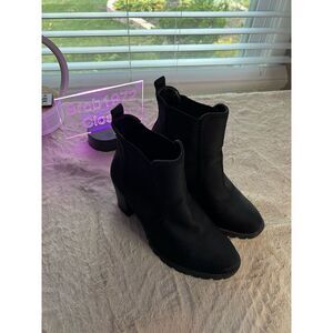 Simply Vera Vera Wang Women's Black Ankle Booties Size 8.5 High Heel